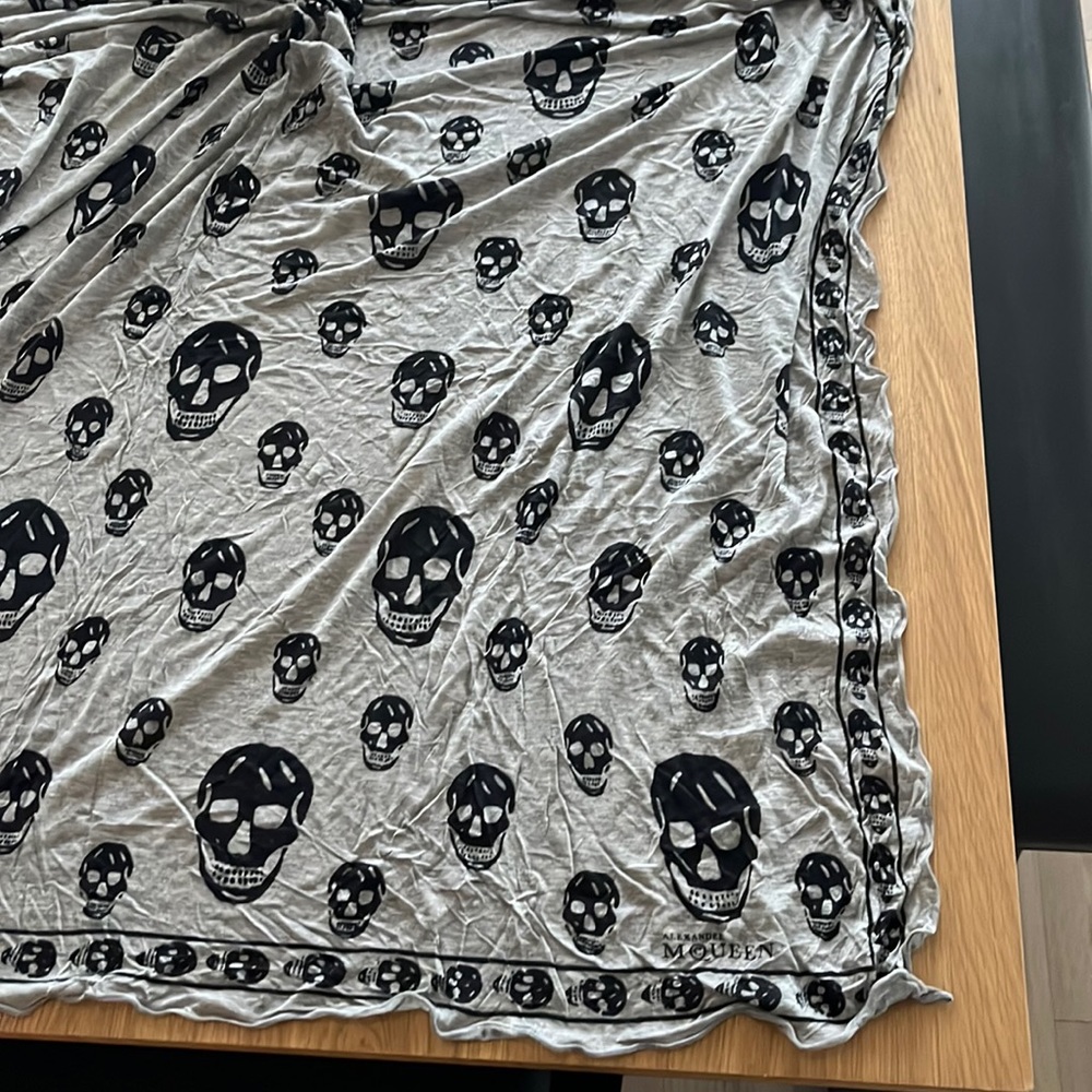 Alexander McQueen scarf